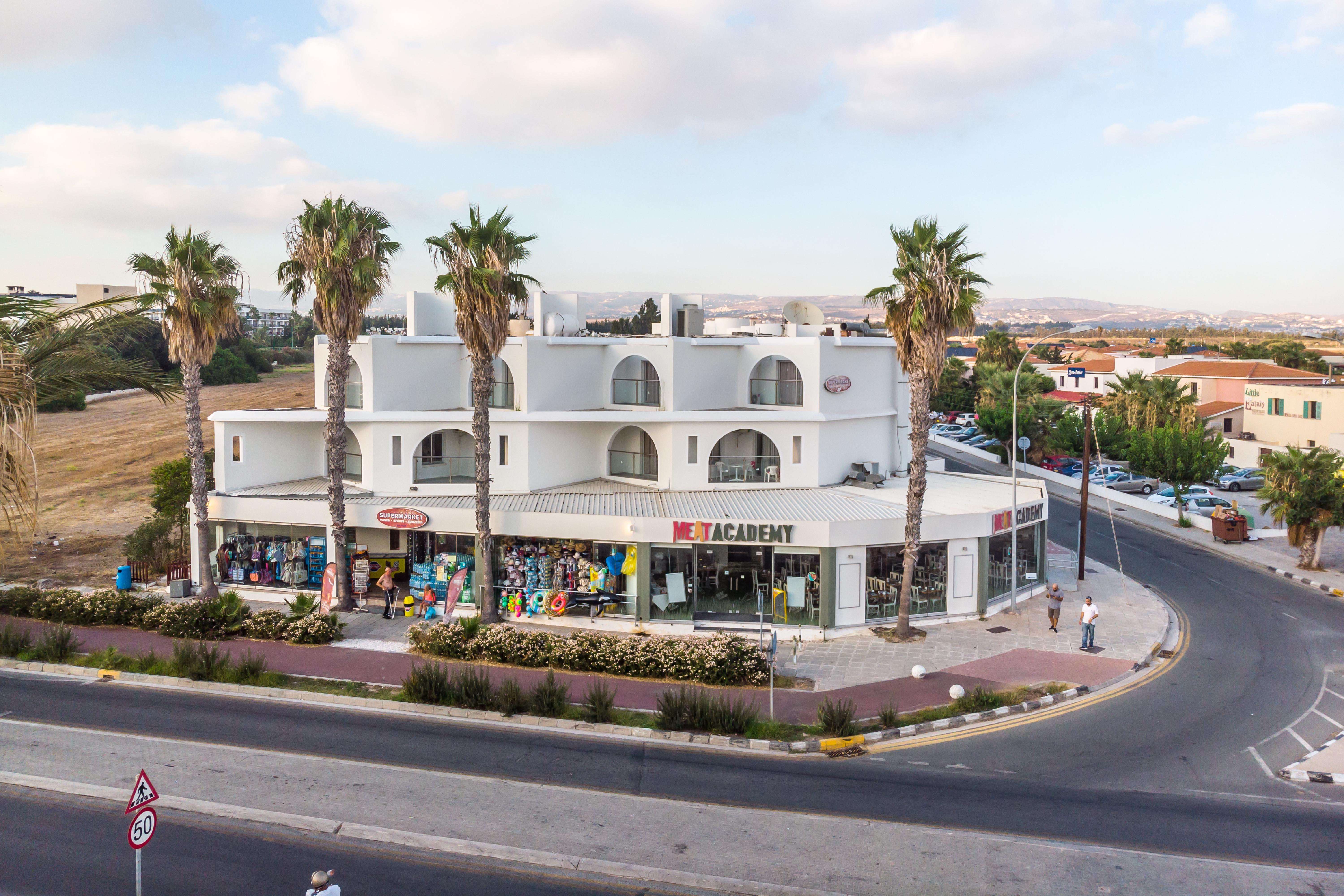 Pandream Hotel Apartments Paphos Exterior photo