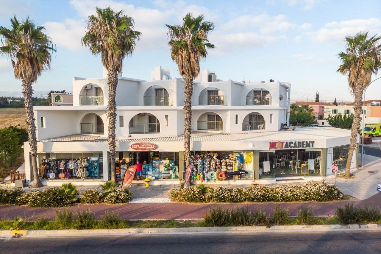 Pandream Hotel Apartments Paphos Exterior photo